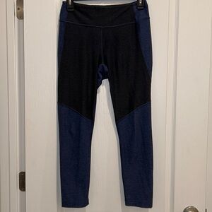 Outdoor Voices Leggings, Size Medium